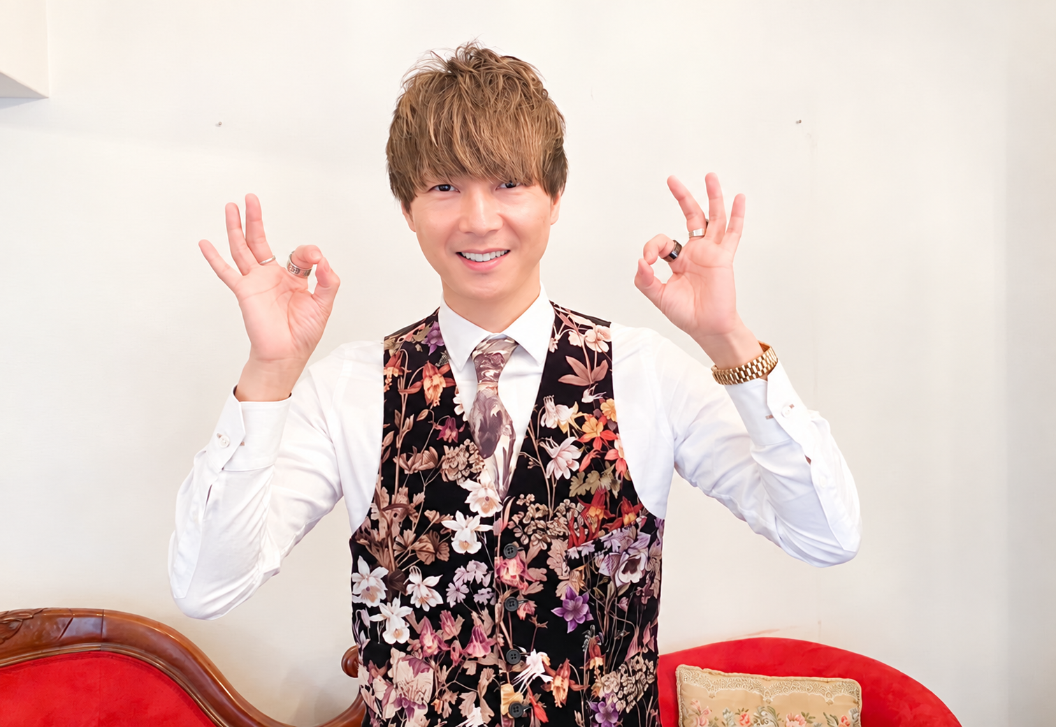 占い師・講師の隆之介