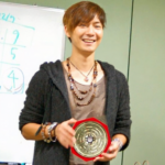 占い師・講師の隆之介