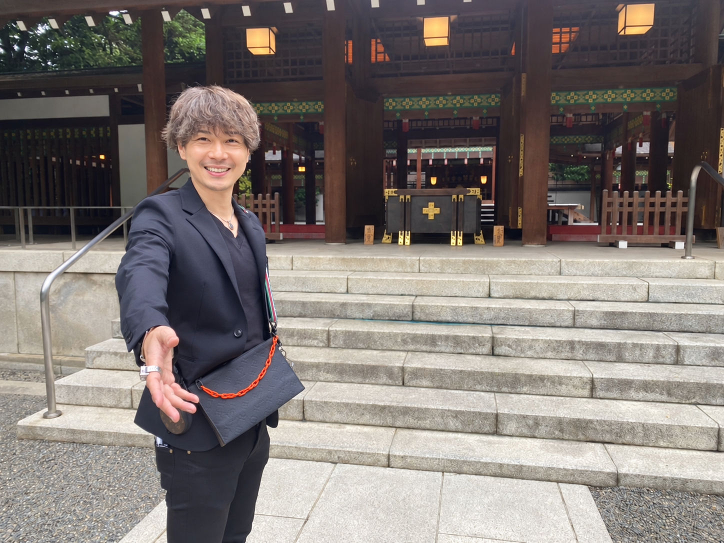 占い師・講師の隆之介