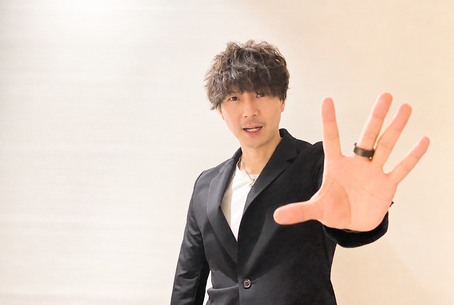 占い師・講師の隆之介